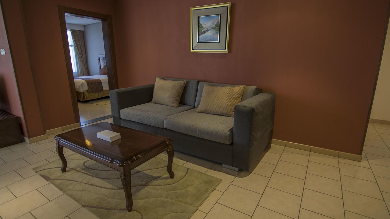 Sadeem Al Fajr Hotel Suites Таиф Екстериор снимка