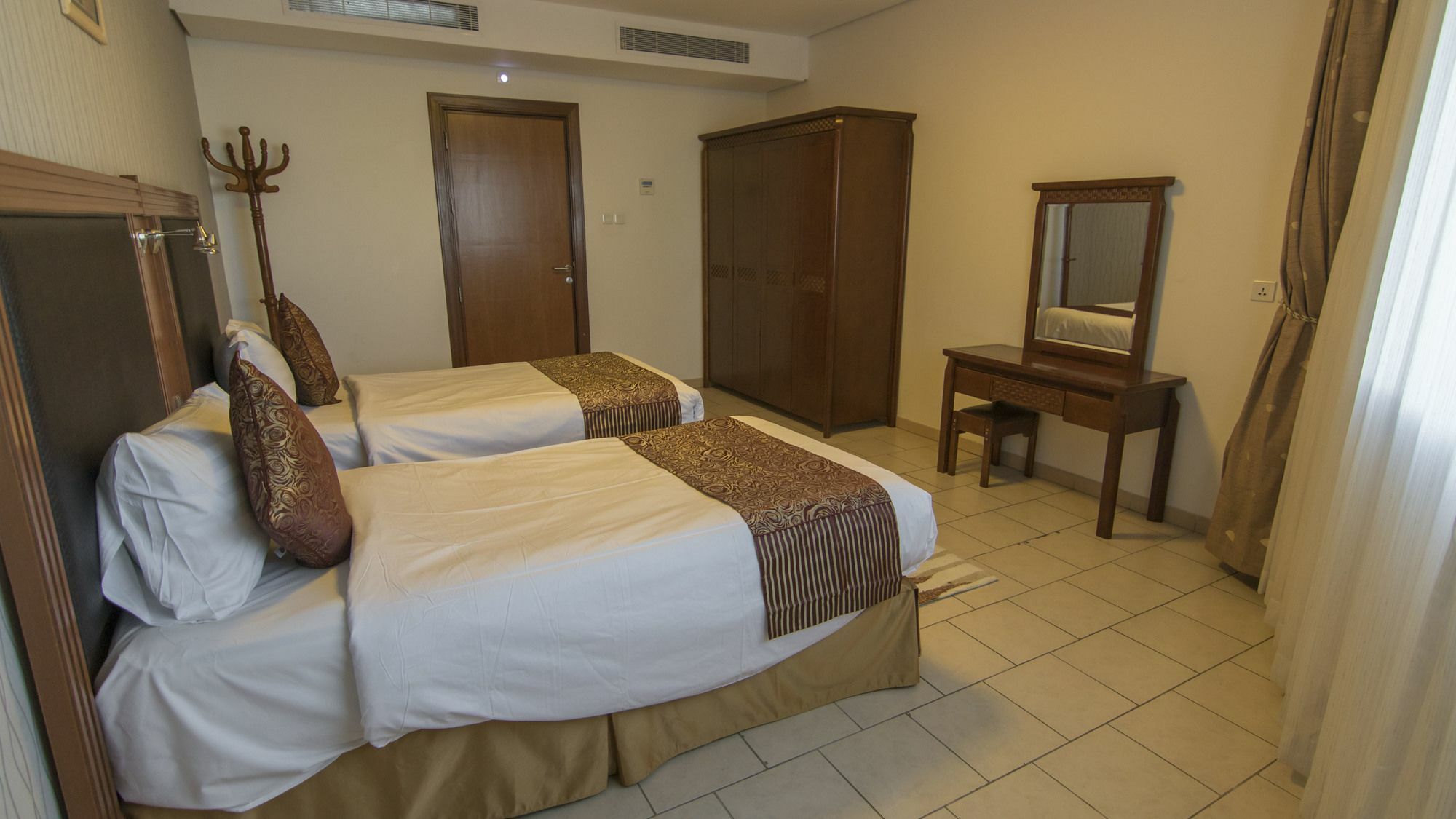 Sadeem Al Fajr Hotel Suites Таиф Екстериор снимка